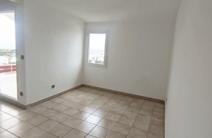 Location Appartement 54m&sup2; 2 pièces Saint Denis