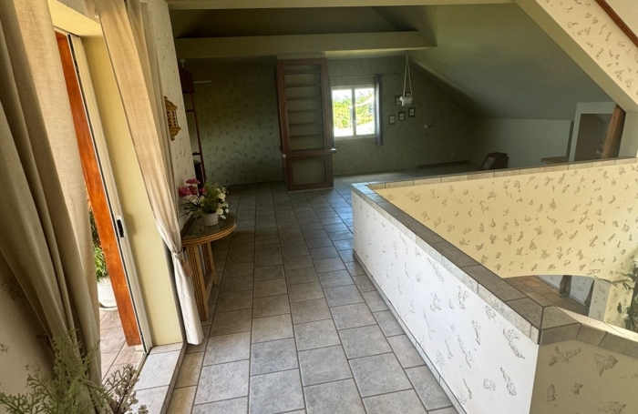 Vente Maison 246m&sup2; 6 pièces Saint-Leu