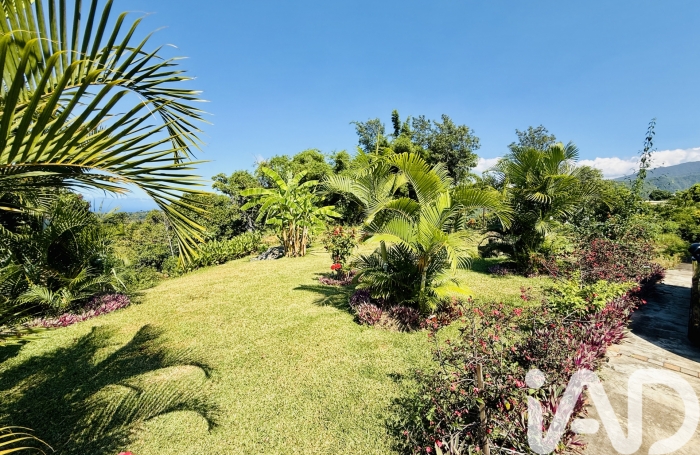 Vente Maison 220m&sup2; 7 pièces L'Entre Deux