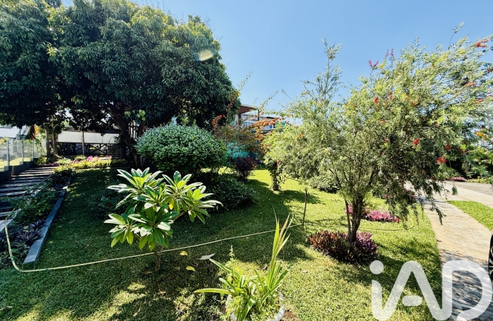 Vente Maison 220m&sup2; 7 pièces L'Entre Deux