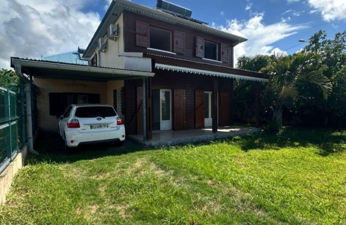 Vente Maison 120m&sup2; 4 pièces Sainte Suzanne