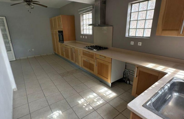 Vente Maison 120m&sup2; 4 pièces Sainte Suzanne