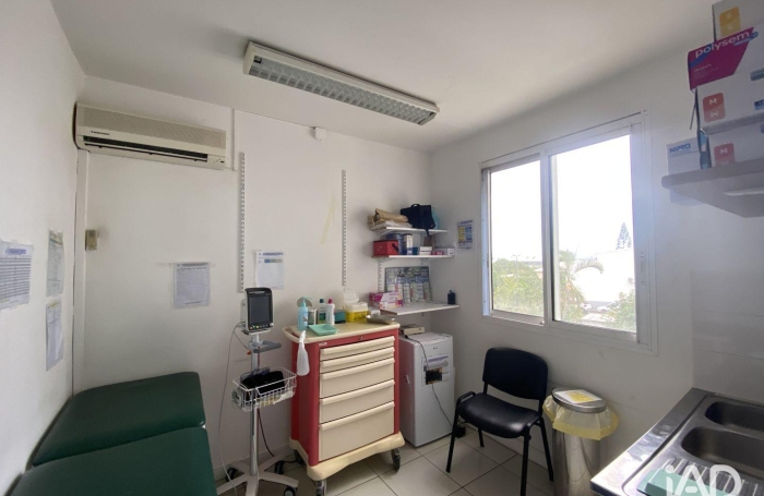 Vente Local commercial 202m&sup2; La Possession