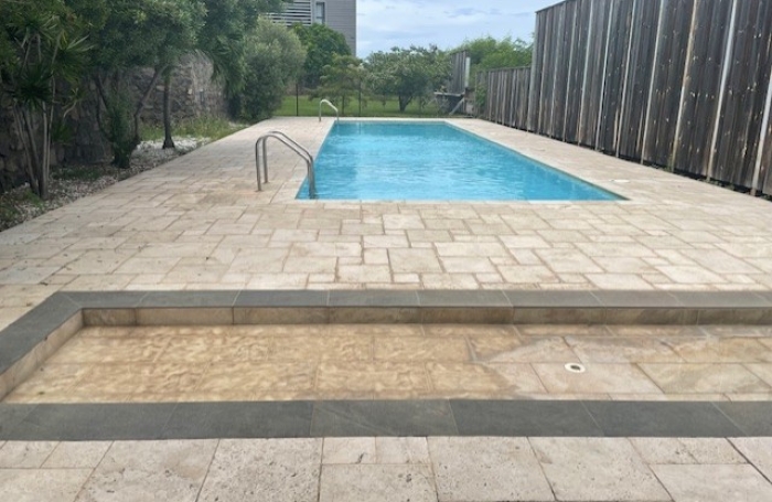 BEAU T3 AVEC VUE MER PITON ST LEU / PORTAIL