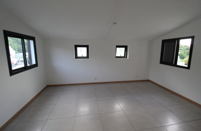 Location Maison 152.11m&sup2; 6 pi&egrave;ces Sainte Clotilde