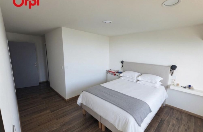 Vente Maison 129.95m&sup2; 5 pièces Saint Gilles Les Hauts