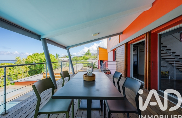 Vente Divers 260m&sup2; 10 pièces Saint-Leu