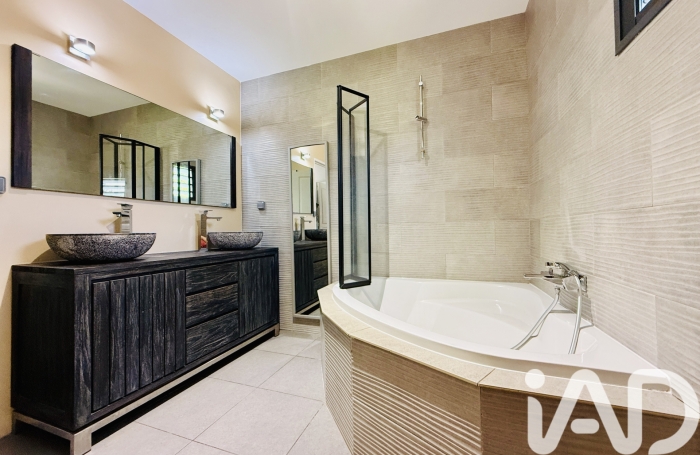 Vente Maison 114m&sup2; 5 pièces L'Entre Deux