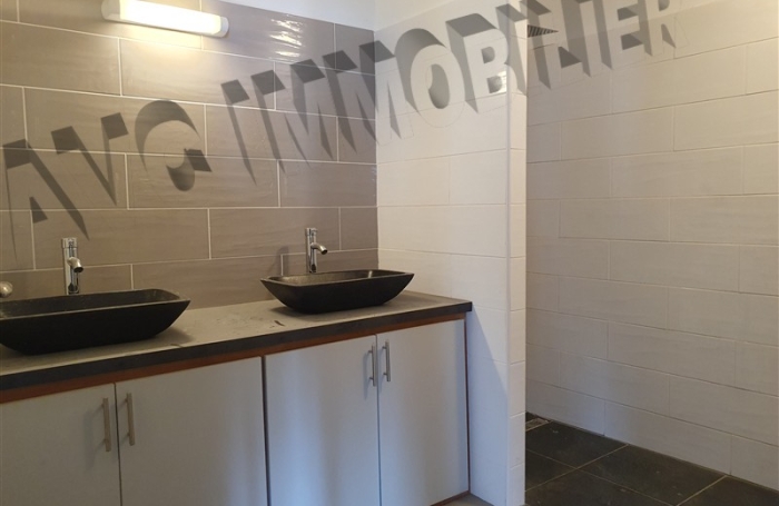 Location Appartement 120m&sup2; 5 pi&egrave;ces Saint-Leu
