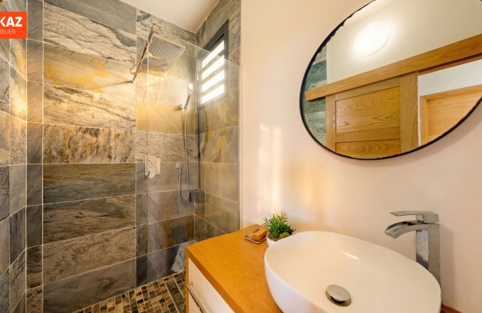 Vente Maison 158.7m&sup2; 4 pi&egrave;ces Piton Saint Leu