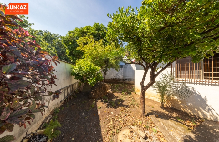 Vente Maison 81.04m&sup2; 4 pi&egrave;ces Saint-Pierre