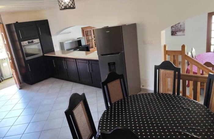 Location Maison 101m&sup2; 4 pièces Le Tampon