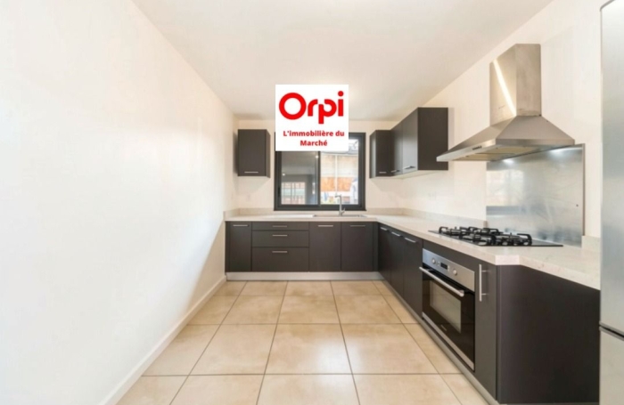 Vente Maison 95m&sup2; 4 pièces Saint Gilles Les Hauts