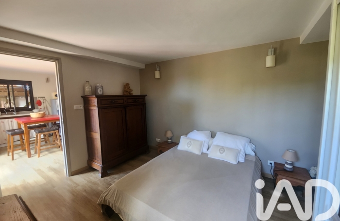 Vente Divers 223m&sup2; 7 pièces Les Avirons