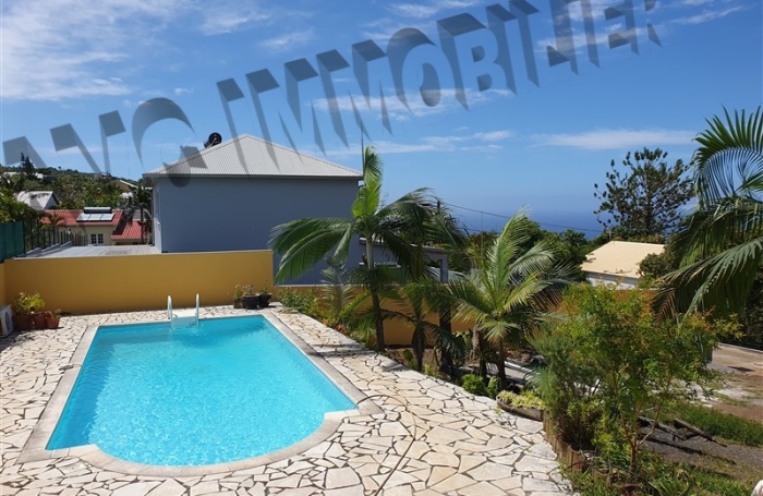 Location Maison 180m&sup2; 6 pi&egrave;ces Les Avirons