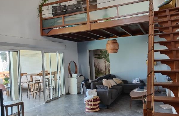 Location Maison 179m&sup2; 5 pièces Saint Gilles les Bains