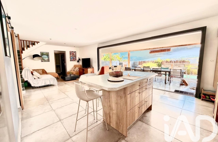 Vente Divers 167m&sup2; 8 pièces Ravine des Cabris