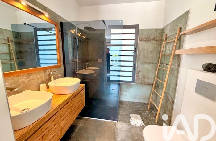 Vente Divers 167m&sup2; 8 pièces Ravine des Cabris