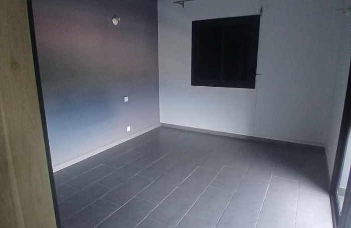 Vente Maison 106m&sup2; 4 pièces Petite &icirc;le