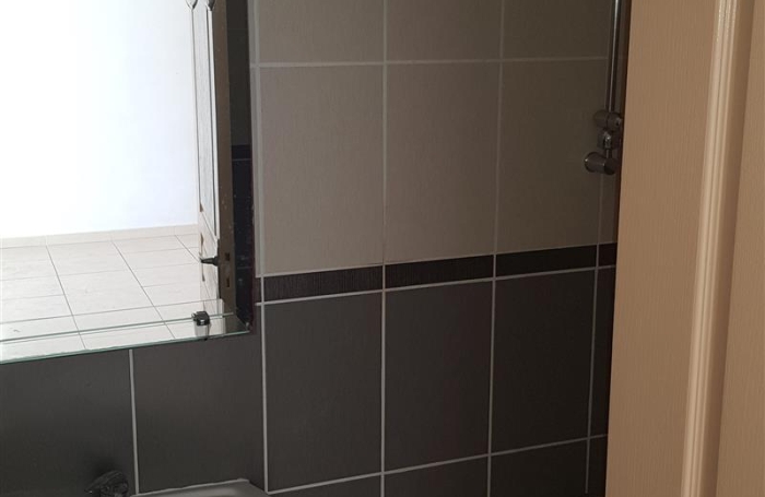 Location Appartement 50m&sup2; 2 pi&egrave;ces Saint Denis