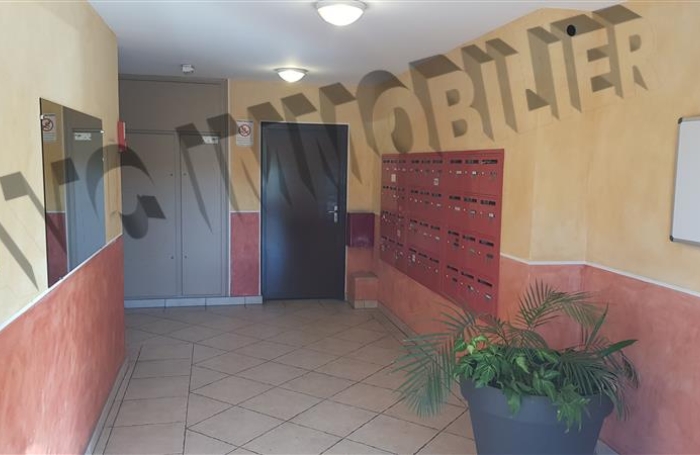 Location Appartement 50m&sup2; 2 pi&egrave;ces Saint Denis