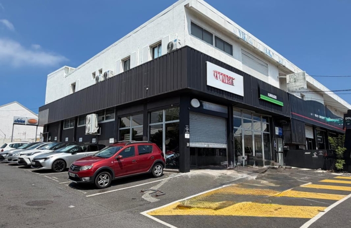 Vente Local commercial 2342m&sup2; Saint-Pierre