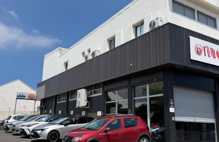 Vente Local commercial 2342m&sup2; Saint-Pierre