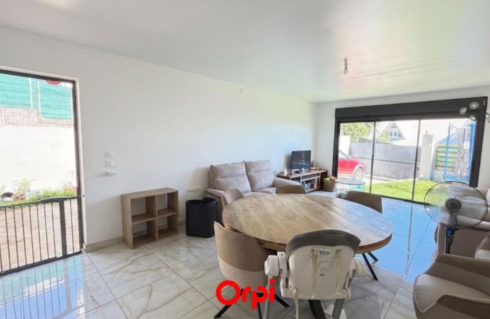 Vente Maison 109m&sup2; 4 pièces Sainte Clotilde