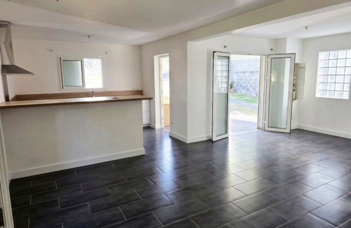 Vente Maison 97m&sup2; 4 pièces Rivi&egrave;re Saint Louis