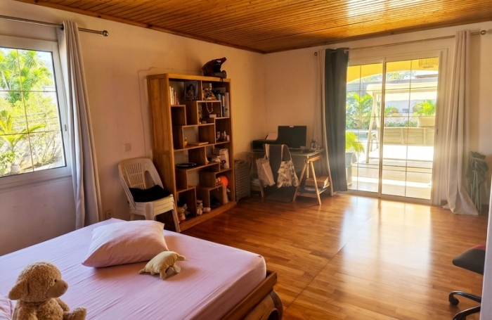 Vente Maison 225m&sup2; 7 pièces Etang-Sale