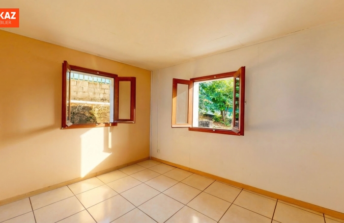 Vente Maison 100m&sup2; 4 pi&egrave;ces Etang-Sale