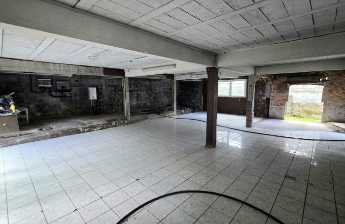 SAINT PHILIPPE 97442 - CHARMANTE MAISON - VOLUMES AGR&Eacute;ABLES - FACILE D'ACC&Egrave;S - CADRE VERDOYANT