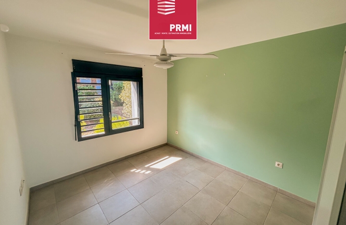 Vente Appartement 73.95m&sup2; 4 pi&egrave;ces Saint-Leu