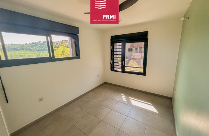 Vente Appartement 73.95m&sup2; 4 pi&egrave;ces Saint-Leu