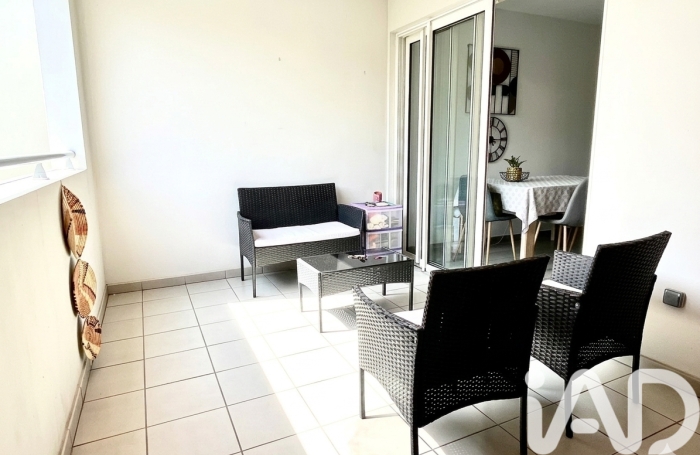 Vente Appartement 54m&sup2; 2 pièces Saint Paul