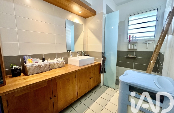 Vente Appartement 54m&sup2; 2 pièces Saint Paul