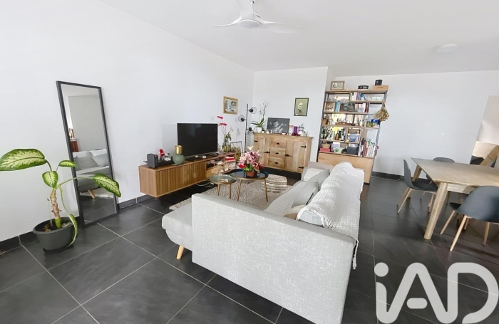 Vente Appartement 95m&sup2; 4 pièces Les Avirons