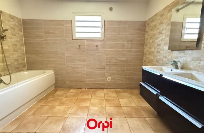 Vente Maison 120m&sup2; 5 pièces Sainte Marie