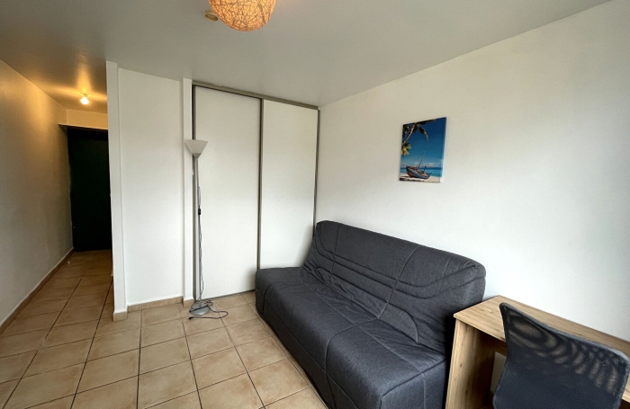 Location Appartement 19.66m&sup2; 1 pi&egrave;ce Saint-Pierre