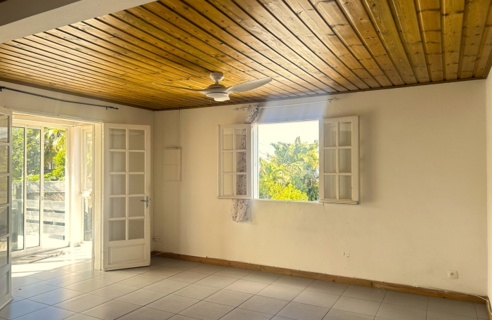 HAUT DE MAISON 4 PIECES  PETITE ILE