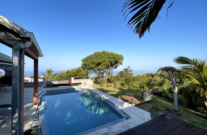 Location Maison 101m&sup2; 4 pi&egrave;ces Saint-Pierre