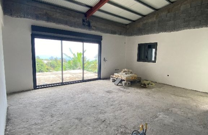 Vente Maison 93.86m&sup2; 4 pièces Saint Denis