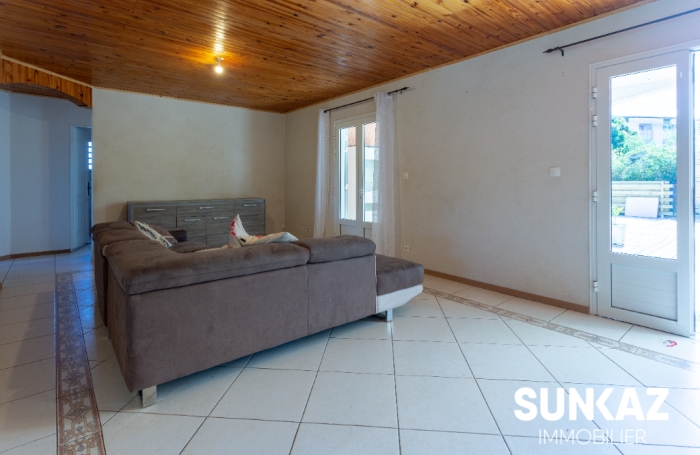 Location Maison 125m&sup2; 4 pi&egrave;ces Saint-Pierre