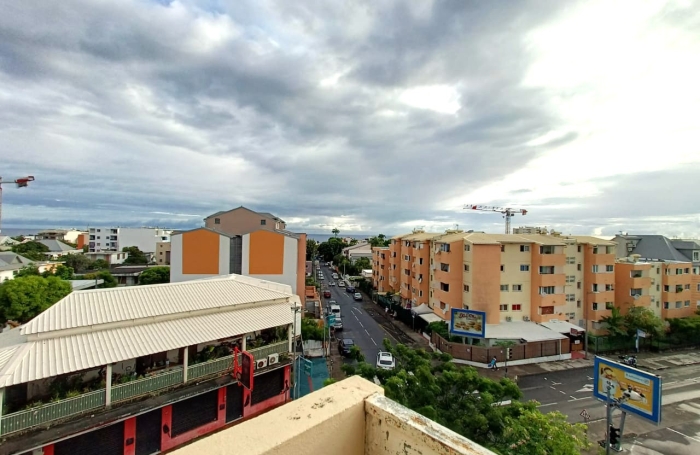 A vendre T4 proche centre-ville avec travaux