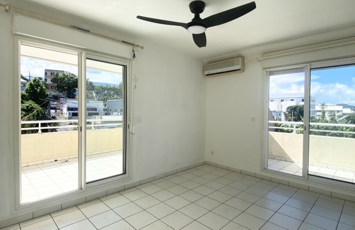 Vente Appartement 96m&sup2; 4 pièces Le Tampon