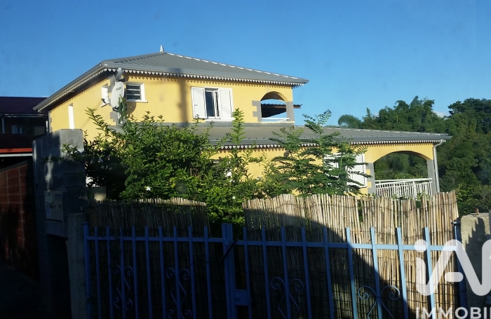 Vente Maison 160m&sup2; 6 pièces Saint Louis