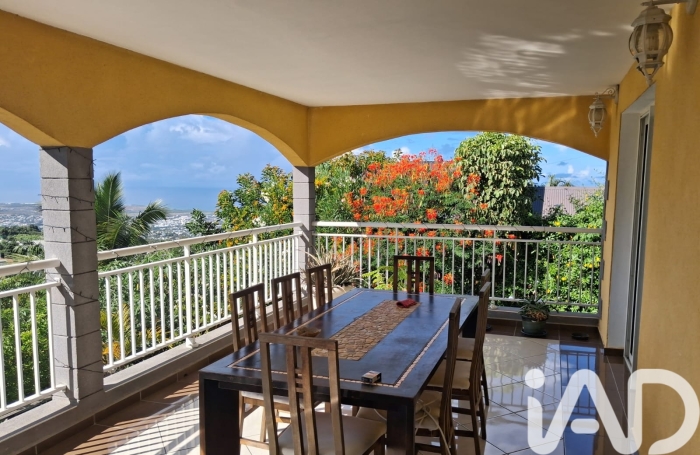 Vente Maison 160m&sup2; 6 pièces Saint Louis