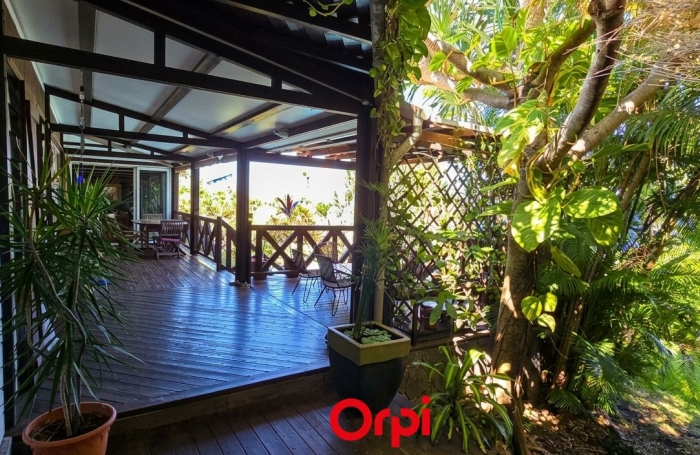 Vente Maison 130m&sup2; 6 pièces Piton Saint Leu