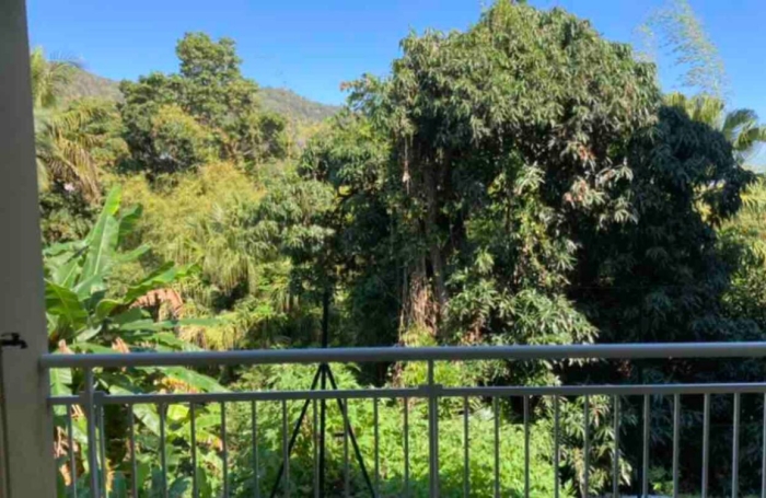 APPARTEMET MEUBLE  T1 , 24m2 plus varangue