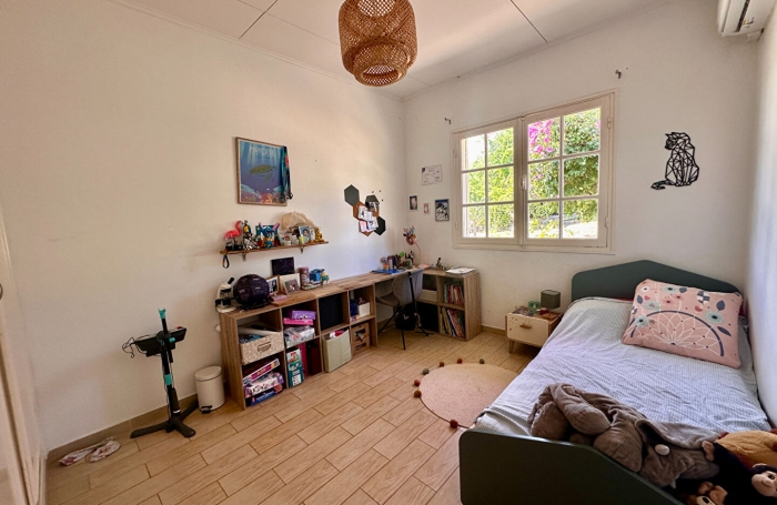 Vente Maison 141m&sup2; 5 pi&egrave;ces Saint Gilles les Bains